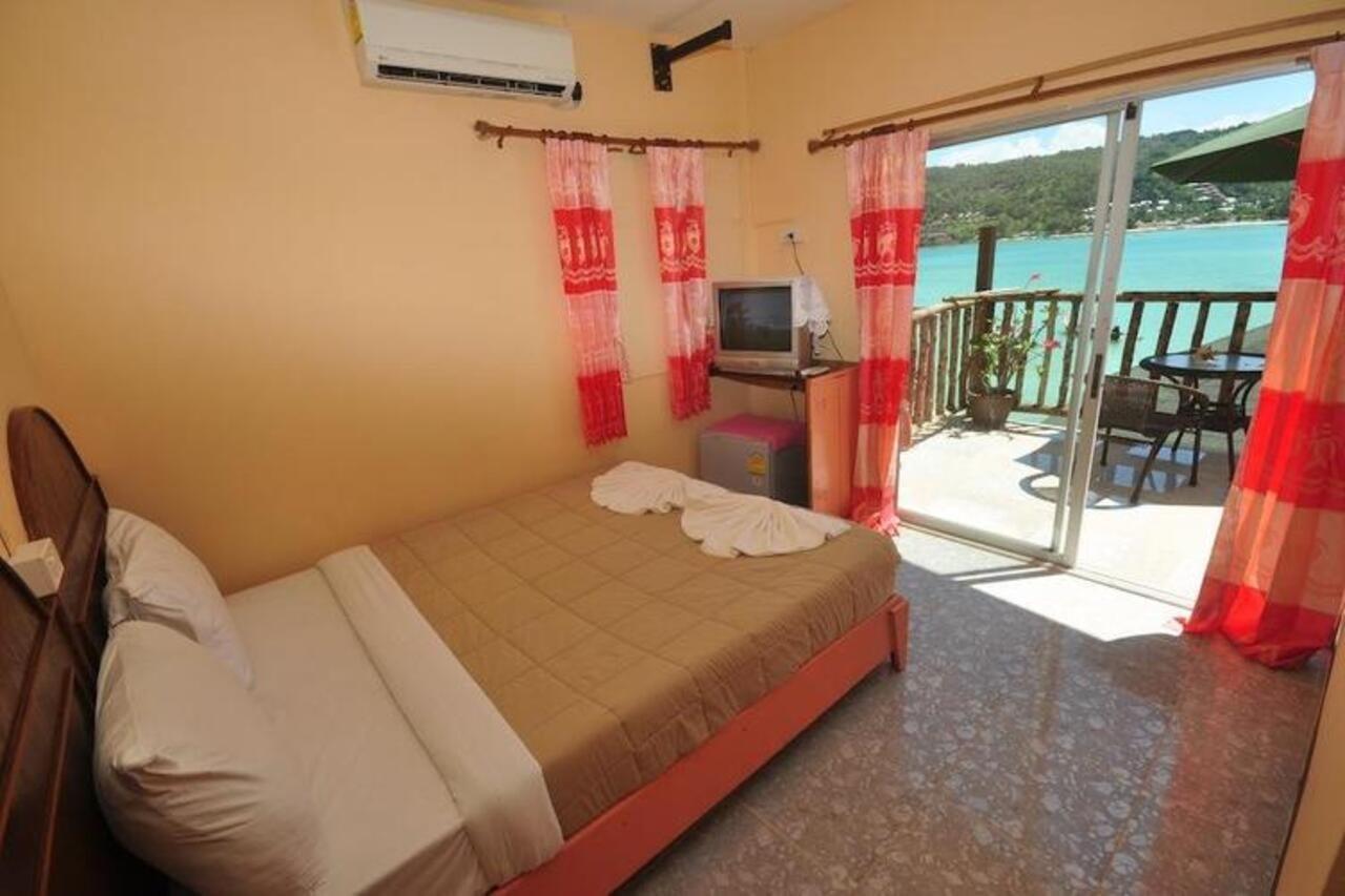 Phi Phi Beach Front Resort Esterno foto