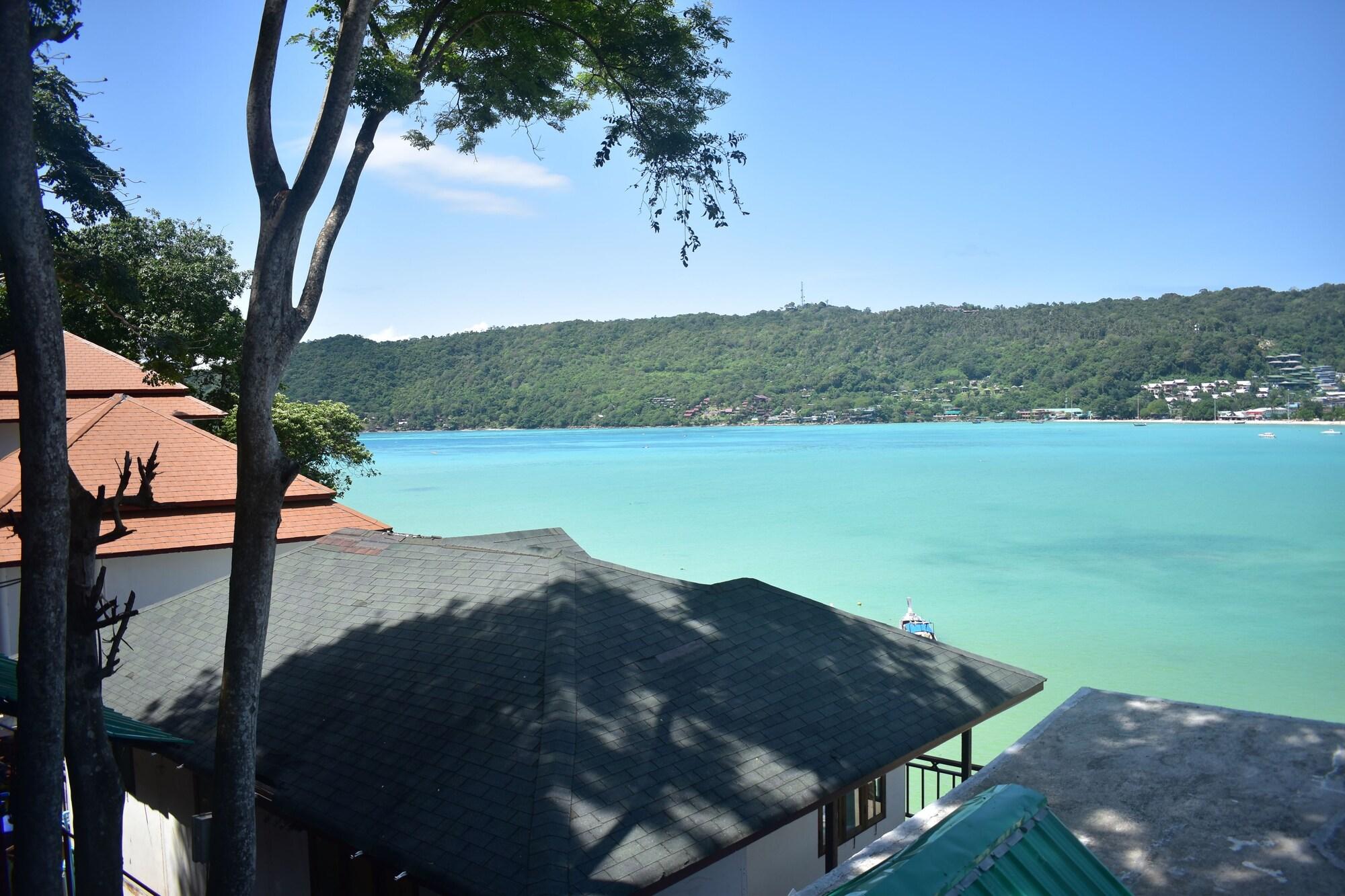 Phi Phi Beach Front Resort Esterno foto