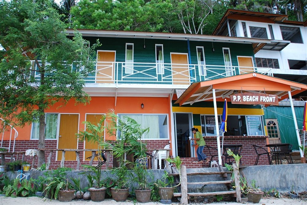 Phi Phi Beach Front Resort Esterno foto