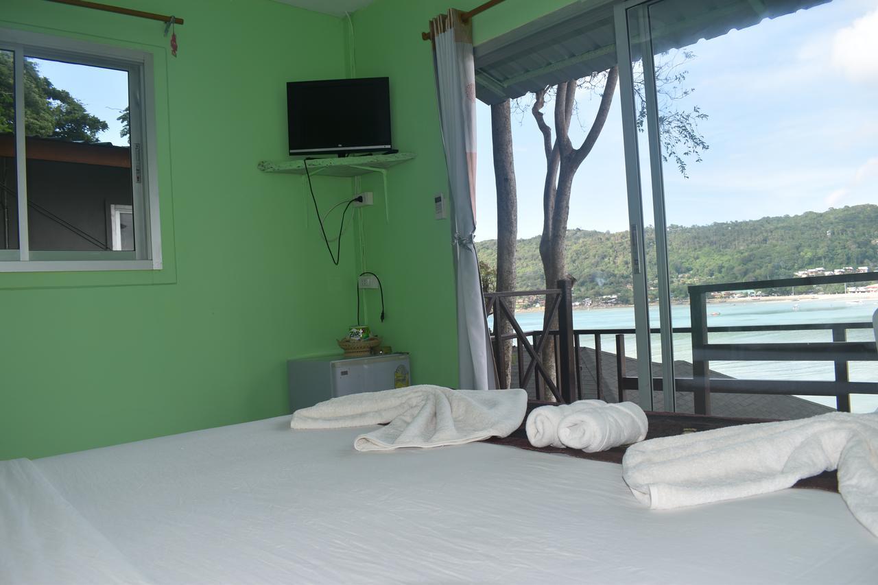 Phi Phi Beach Front Resort Esterno foto
